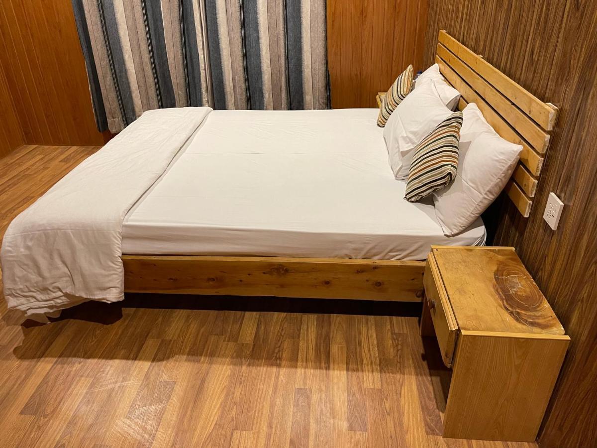 Indus View Hotel Skardu Ngoại thất bức ảnh