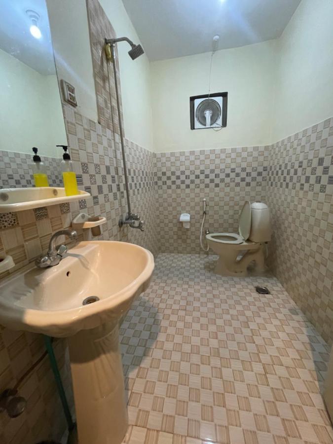 Indus View Hotel Skardu Ngoại thất bức ảnh